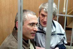 khodorkovsky-lebedev-trial.jpg