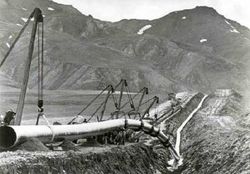 Alaska-Oil-Pipeline-Construction