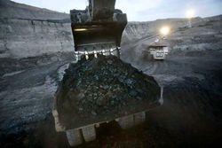 indonesia-Borneo_Kaltim-Prima- coal- mine_East- Kalimantan-1