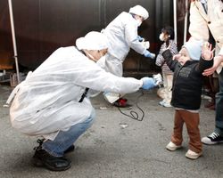 japan-nuclear-plants-child.jpg