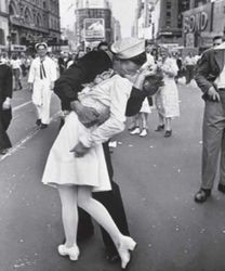 nyc_1945_the-kiss.jpg