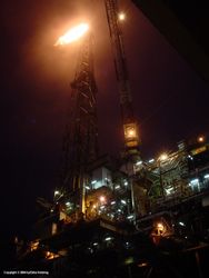 Oil_platform_Gas_flare