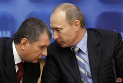 Russia-Oil-vladimir-putin-igor-sechin-whispering